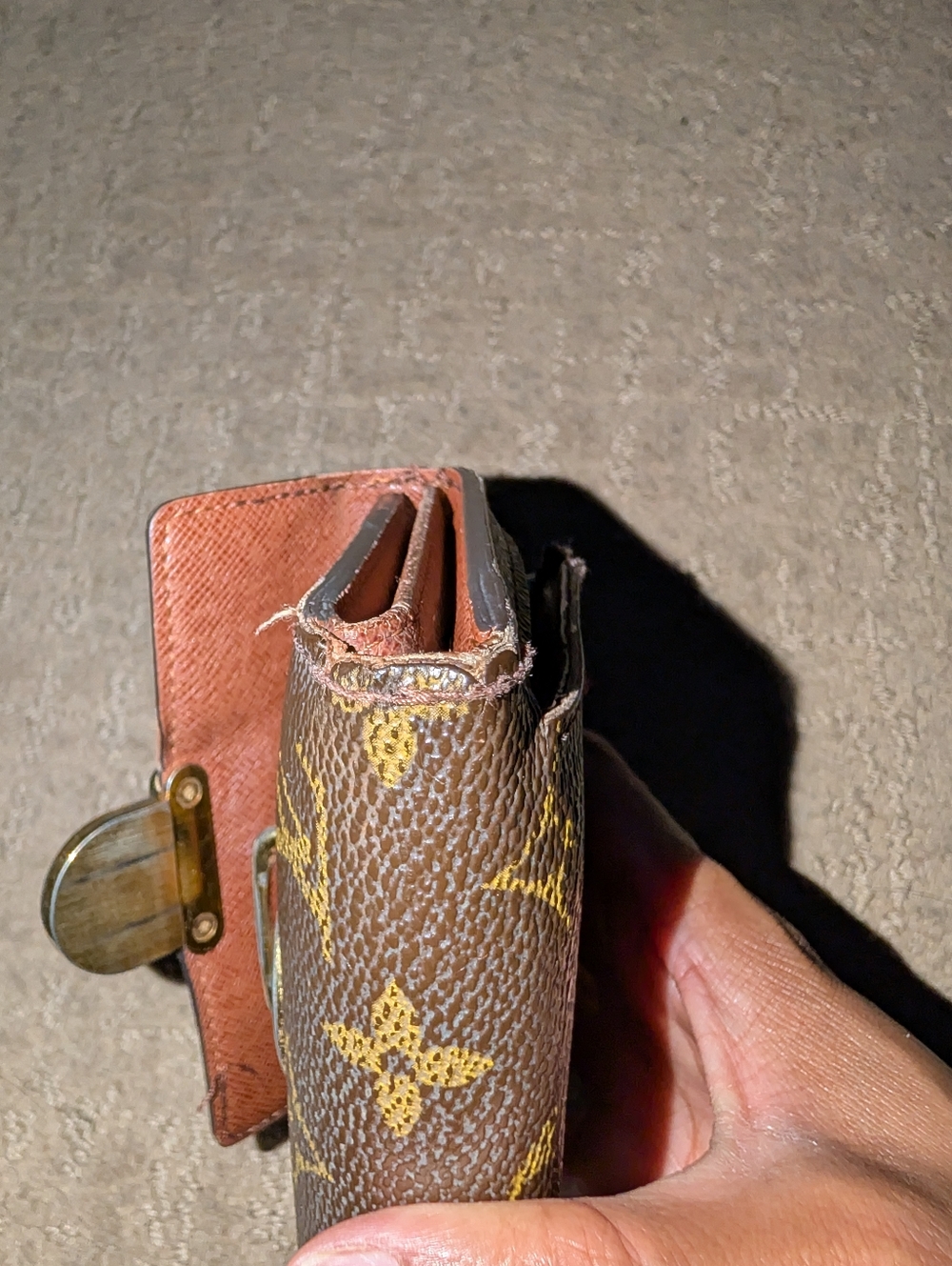 Louis Vuitton Wallet - Picture 11 of 16